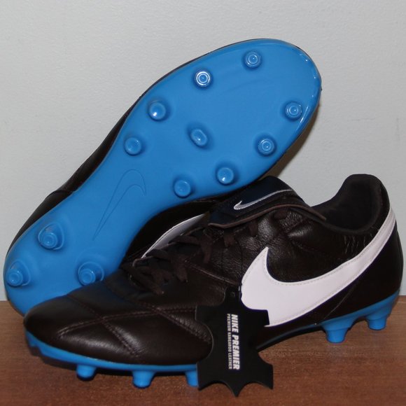 nike soccer cleats 9.5